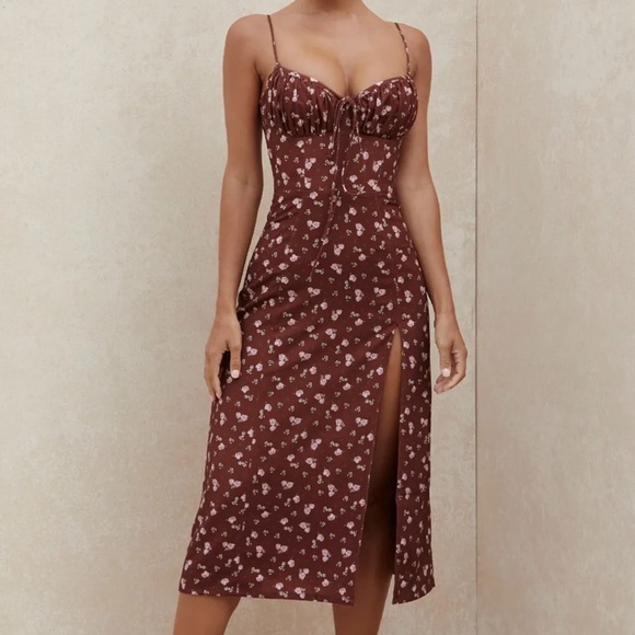 House of CB Dresses & Skirts - HOUSE OF CB 'Carina' Wine Floral Bustier Midi Dress/Size S US 4-6